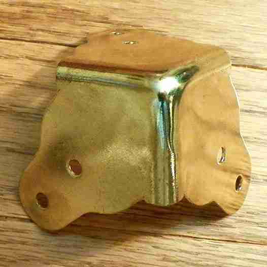 BRASS PLATED STEEL TRUNK CORNER D4456 Lyons Hardware Tree