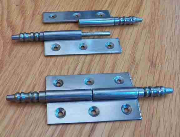 ANTIQUE WARDROBE LIFT OFF FINIAL HINGE PAIR IN LACQUERED STEEL S-1786